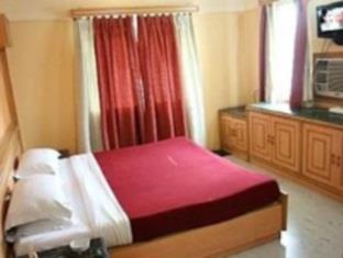 Kings Crown Vip Road Hotel Kolkata Bagian luar foto